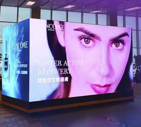 Светодиодный рекламный экран с квадратной колонной